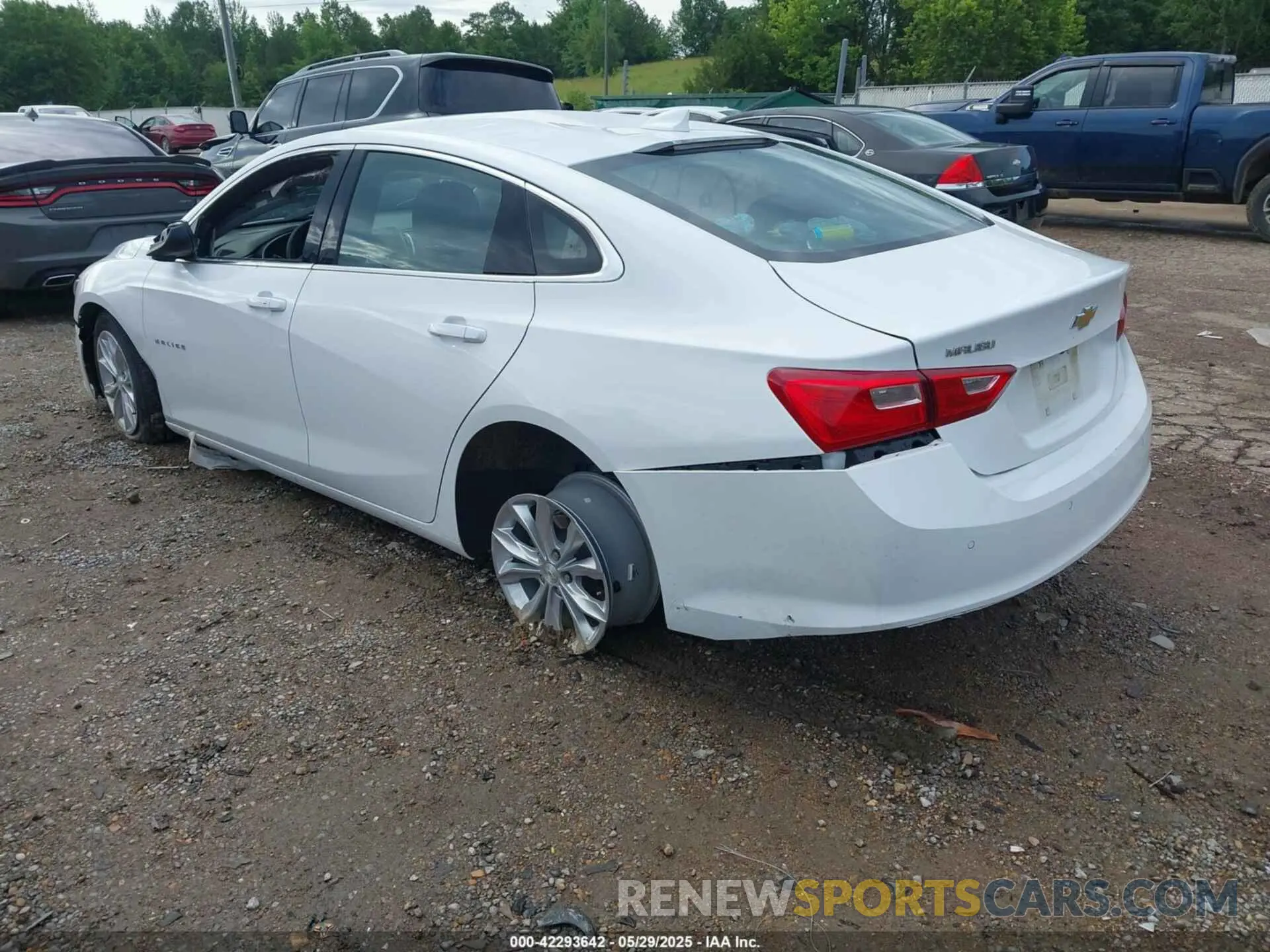 3 fotografías del automóvil dañado 1G1ZD5ST3RF126372 CHEVROLET MALIBU 2024