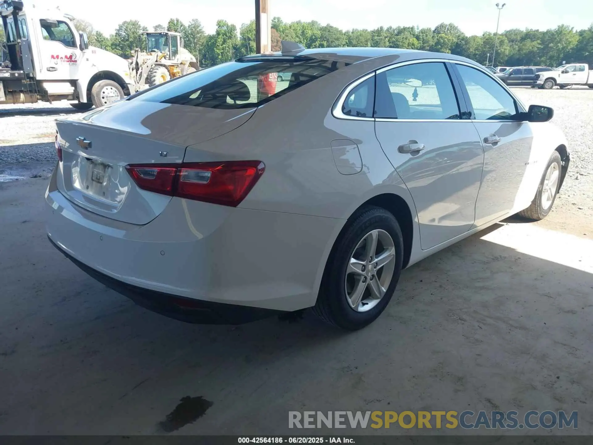 4 fotografías del automóvil dañado 1G1ZD5ST3RF130194 CHEVROLET MALIBU 2024