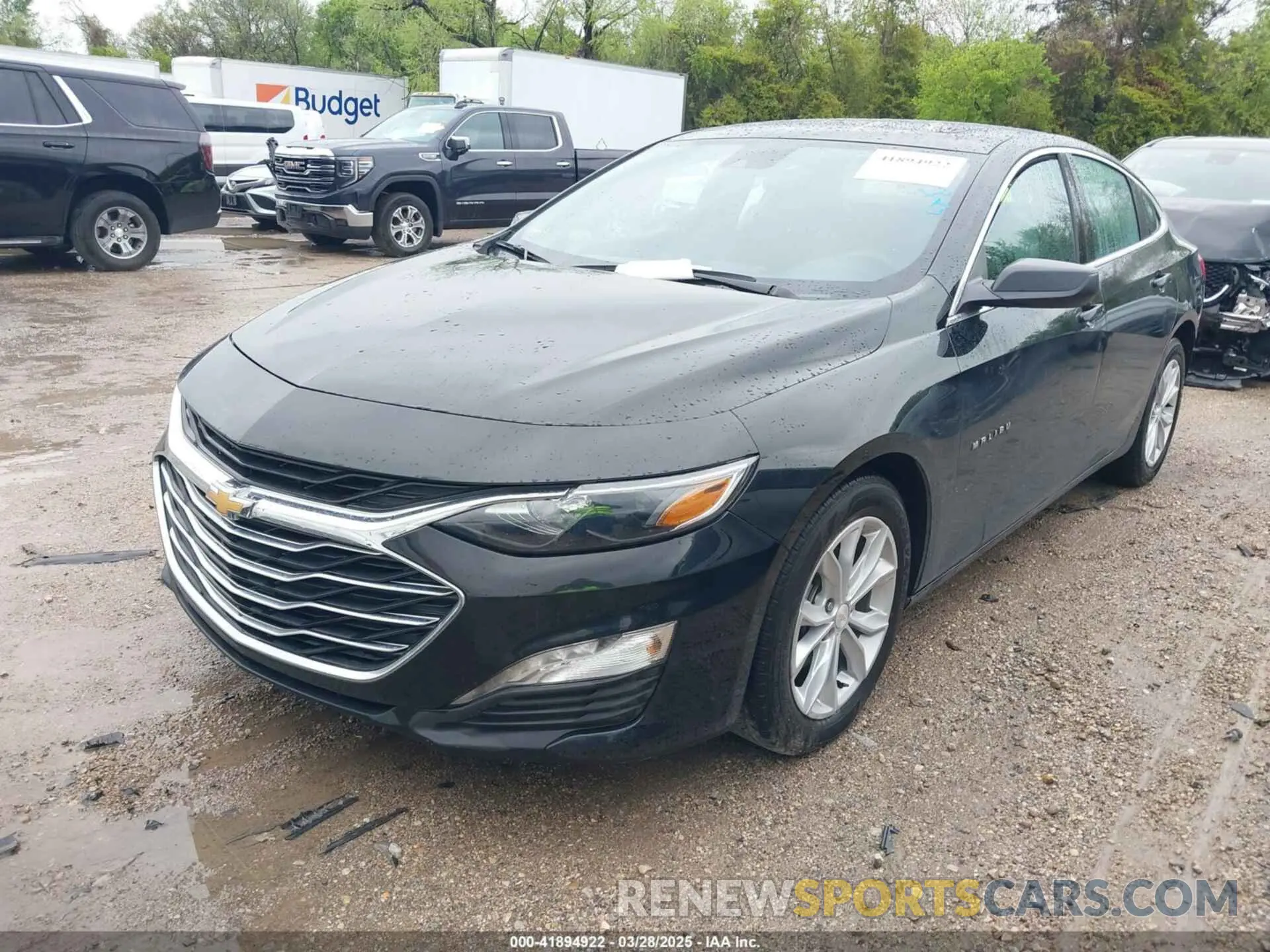 2 fotografías del automóvil dañado 1G1ZD5ST3RF130888 CHEVROLET MALIBU 2024