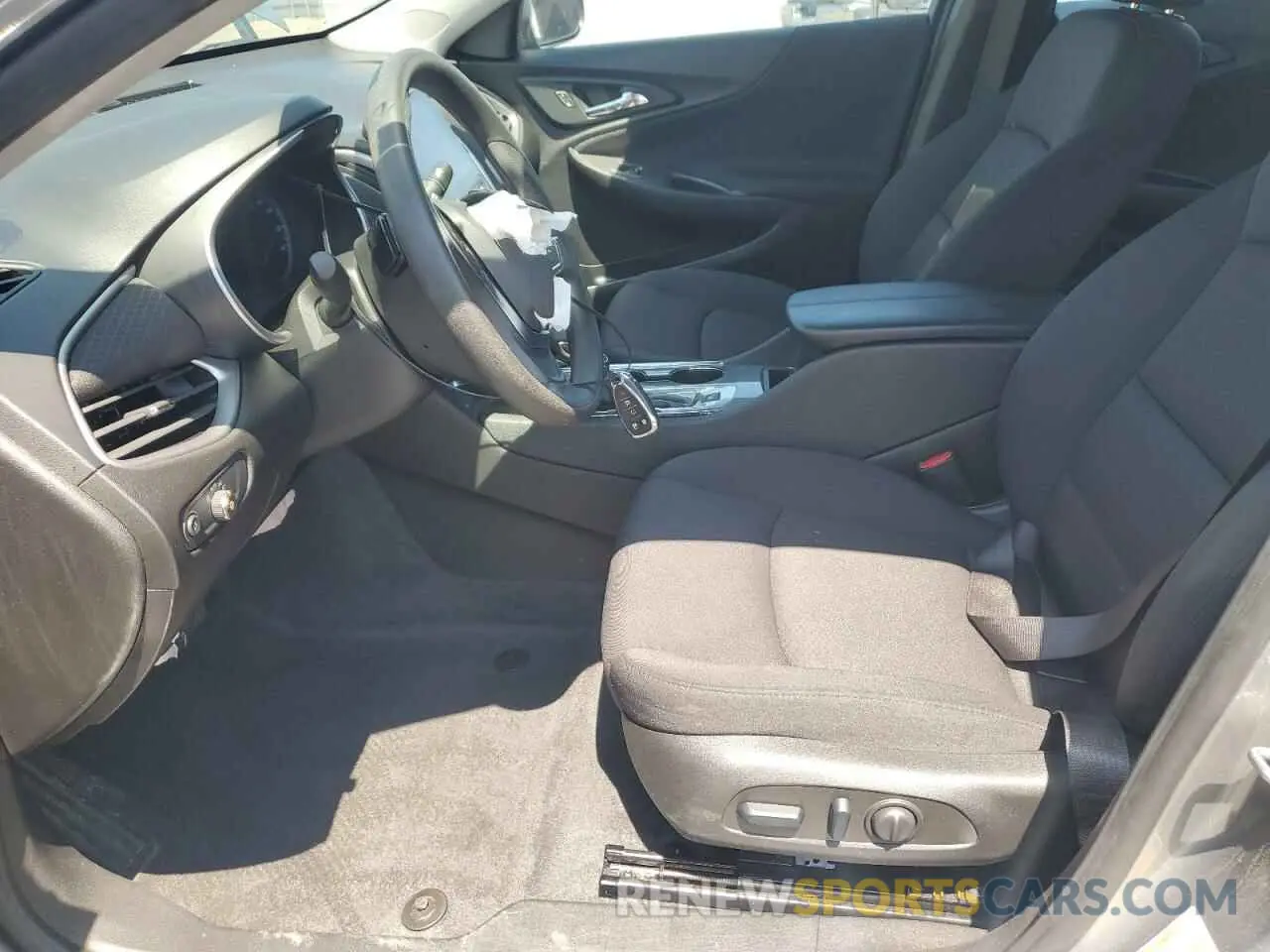 7 fotografías del automóvil dañado 1G1ZD5ST3RF151837 CHEVROLET MALIBU 2024