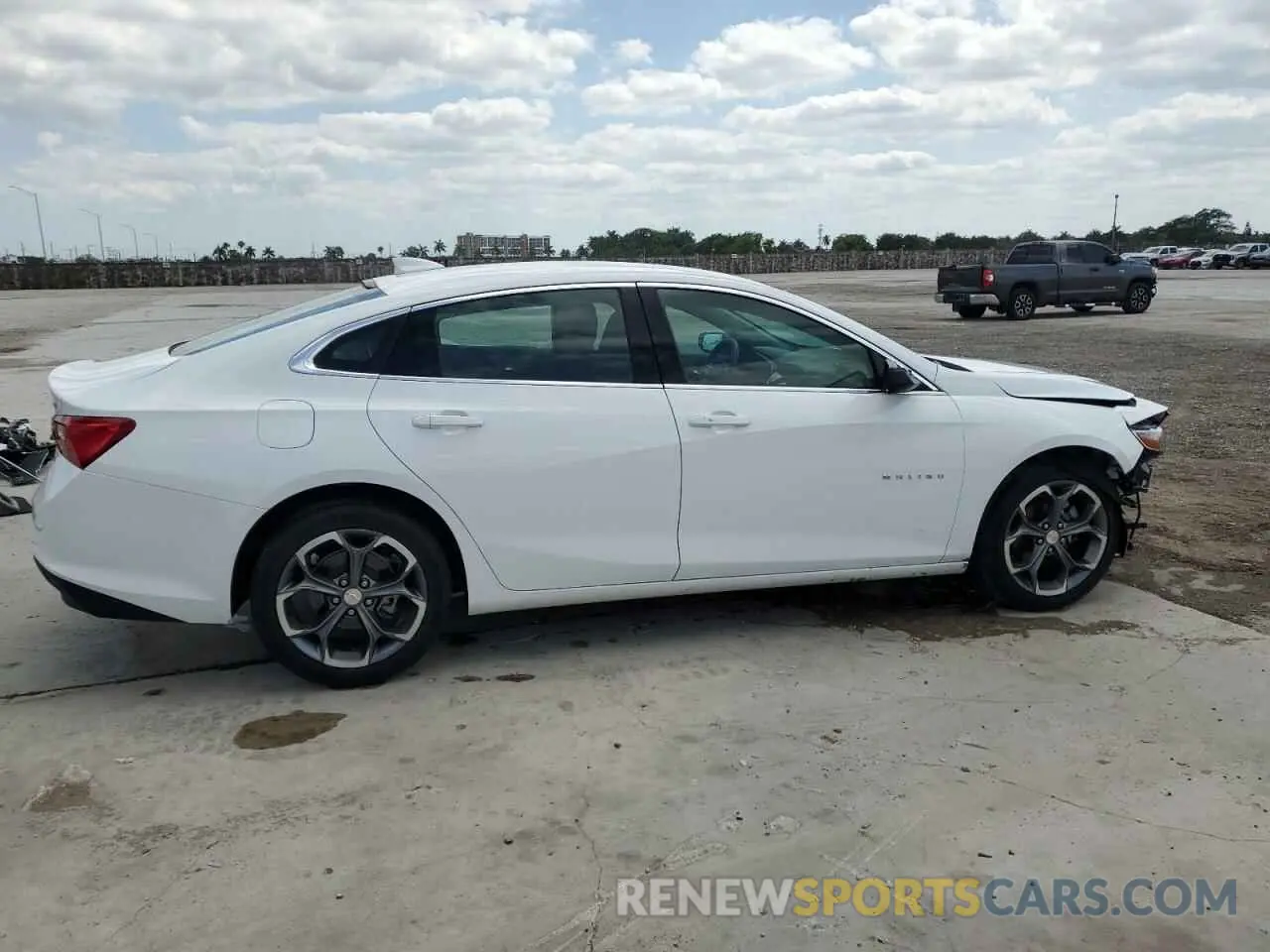 3 fotografías del automóvil dañado 1G1ZD5ST3RF231137 CHEVROLET MALIBU 2024