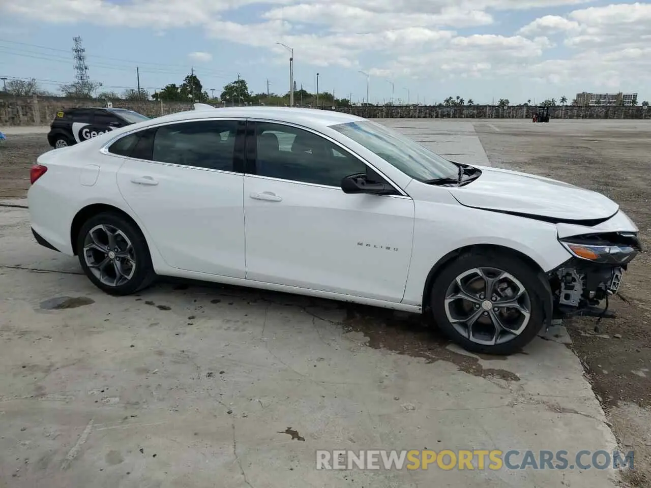 4 fotografías del automóvil dañado 1G1ZD5ST3RF231137 CHEVROLET MALIBU 2024