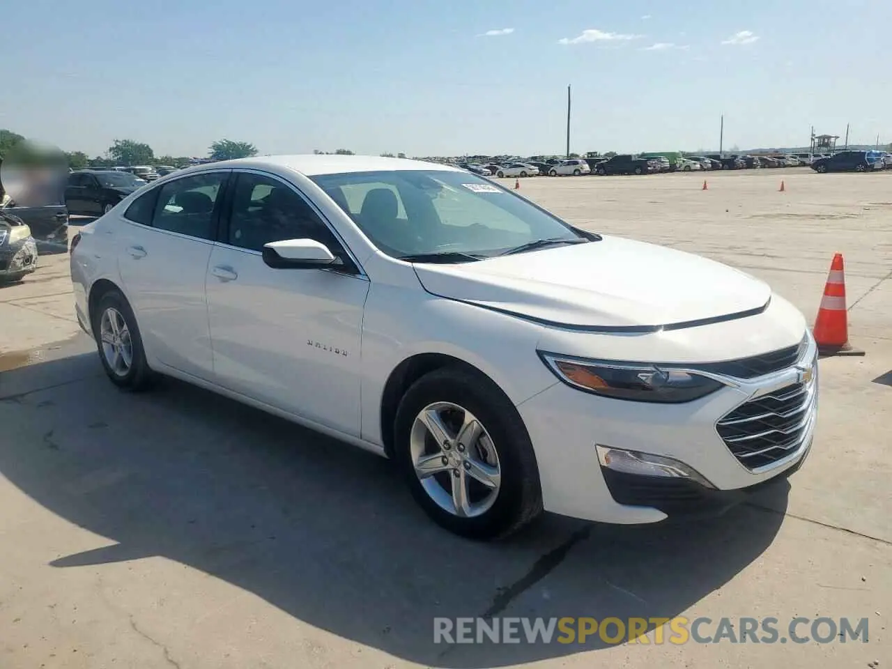 4 fotografías del automóvil dañado 1G1ZD5ST4RF117406 CHEVROLET MALIBU 2024