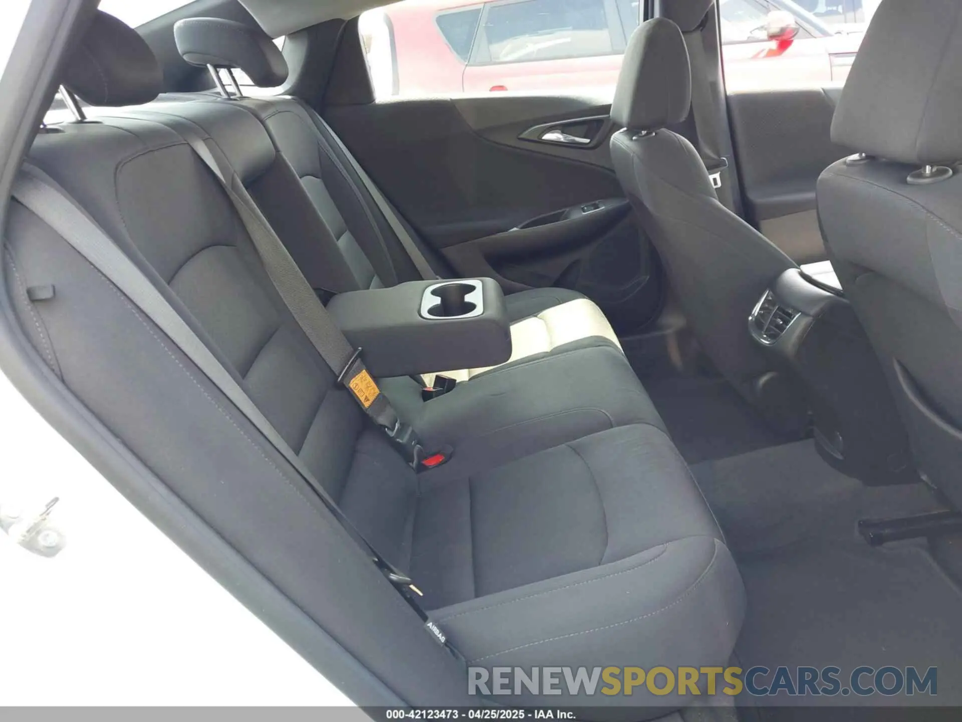 8 fotografías del automóvil dañado 1G1ZD5ST4RF122444 CHEVROLET MALIBU 2024