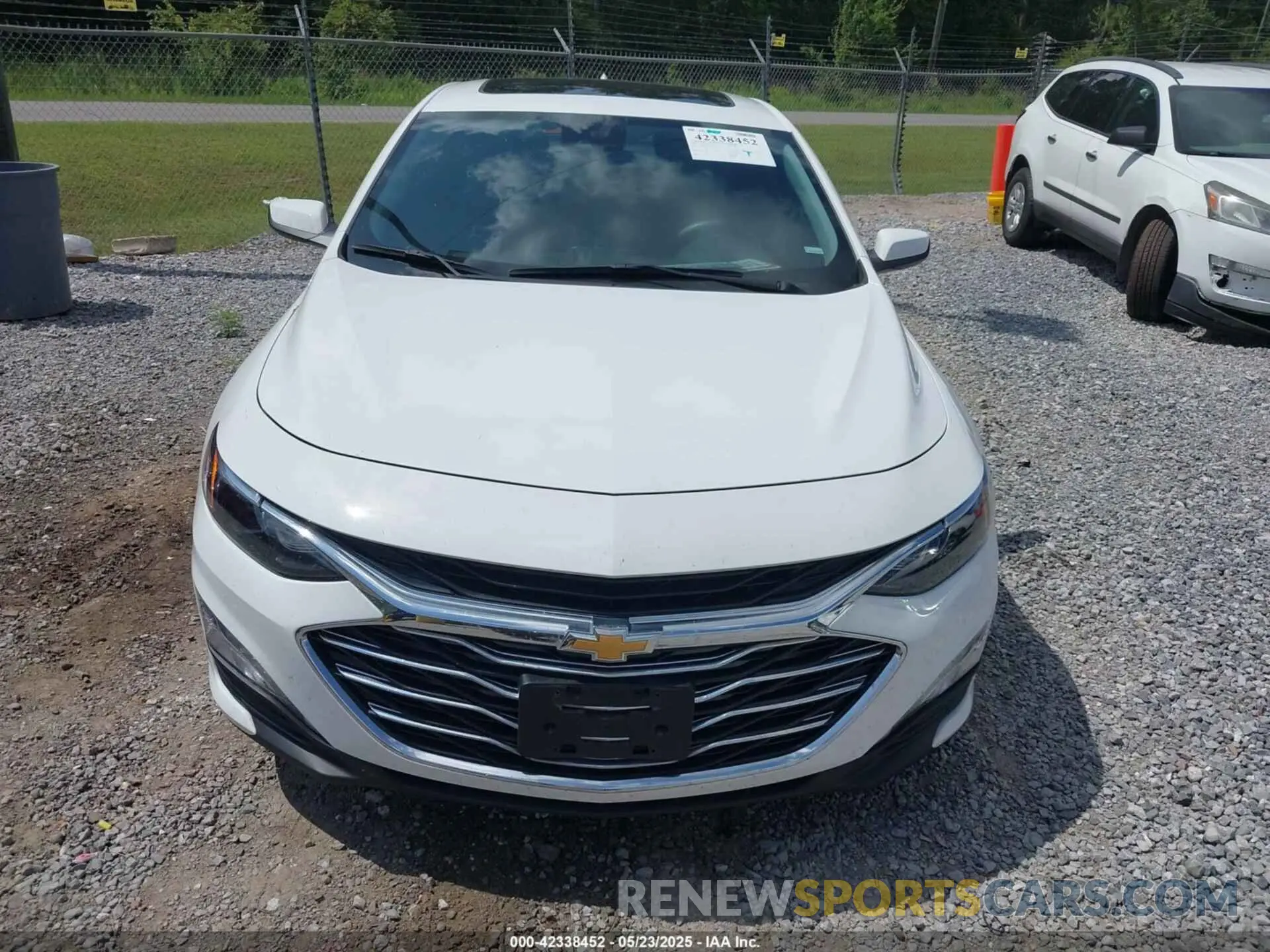 12 fotografías del automóvil dañado 1G1ZD5ST4RF130561 CHEVROLET MALIBU 2024