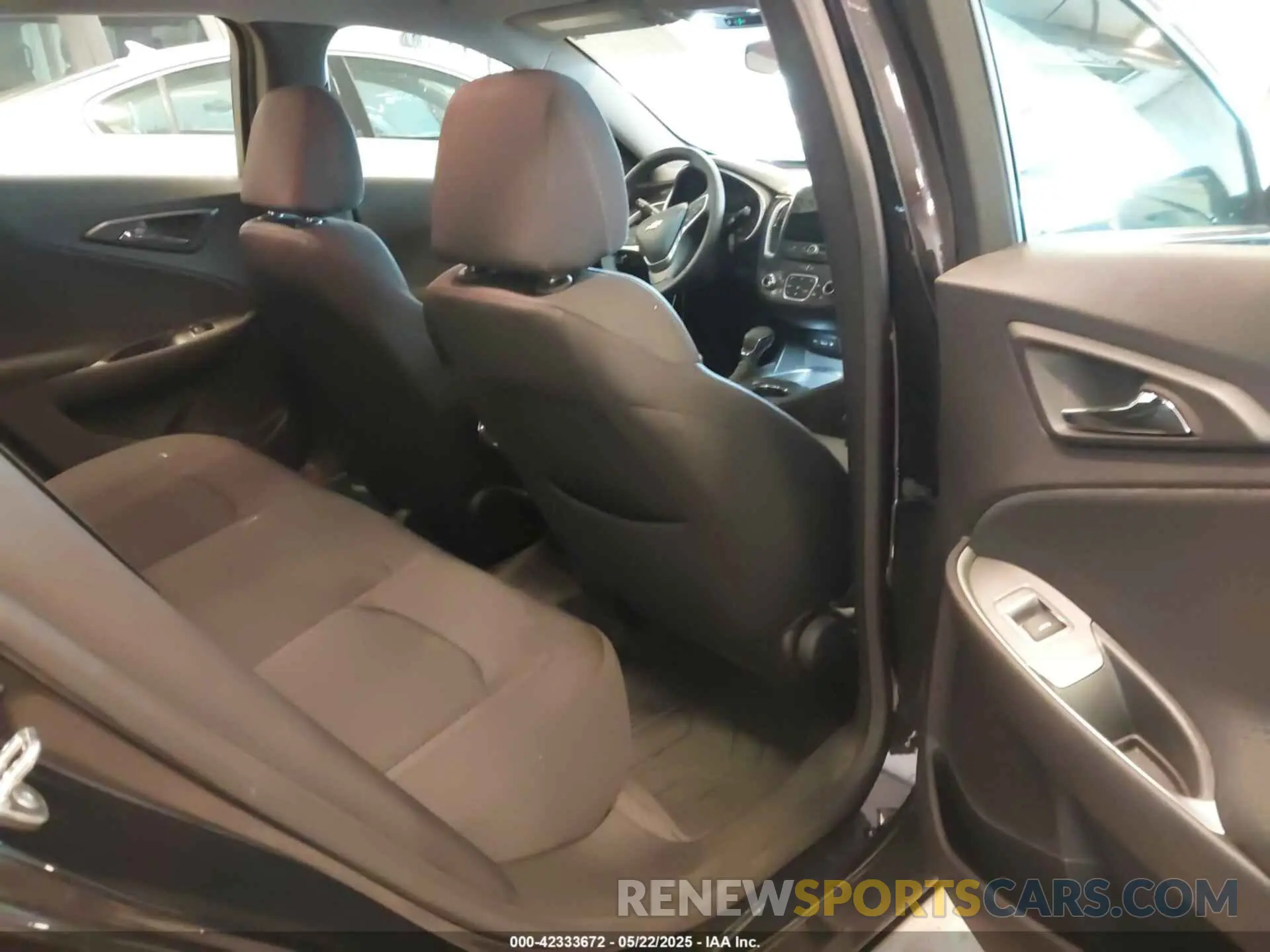 8 fotografías del automóvil dañado 1G1ZD5ST4RF157338 CHEVROLET MALIBU 2024