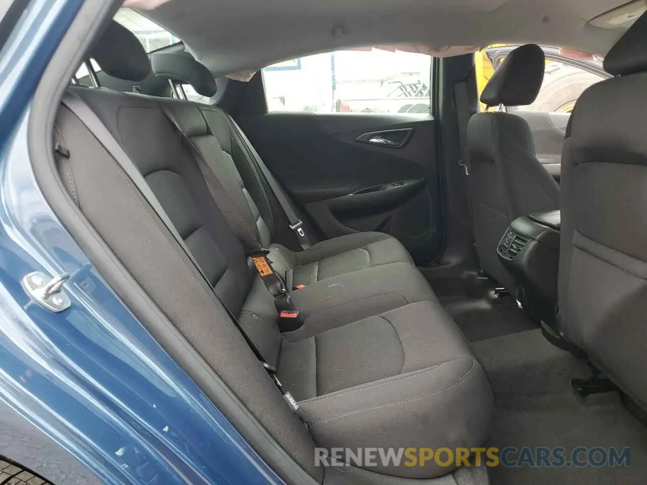 10 fotografías del automóvil dañado 1G1ZD5ST4RF193756 CHEVROLET MALIBU 2024