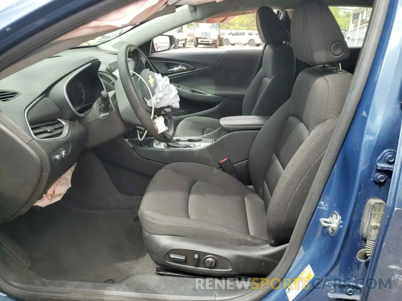 7 fotografías del automóvil dañado 1G1ZD5ST4RF193756 CHEVROLET MALIBU 2024