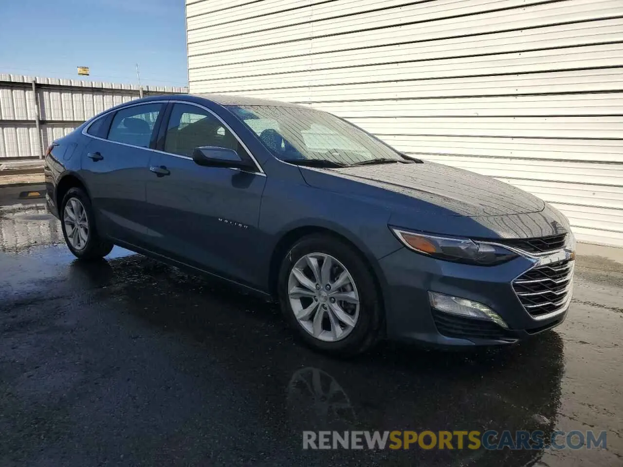 4 fotografías del automóvil dañado 1G1ZD5ST4RF232619 CHEVROLET MALIBU 2024