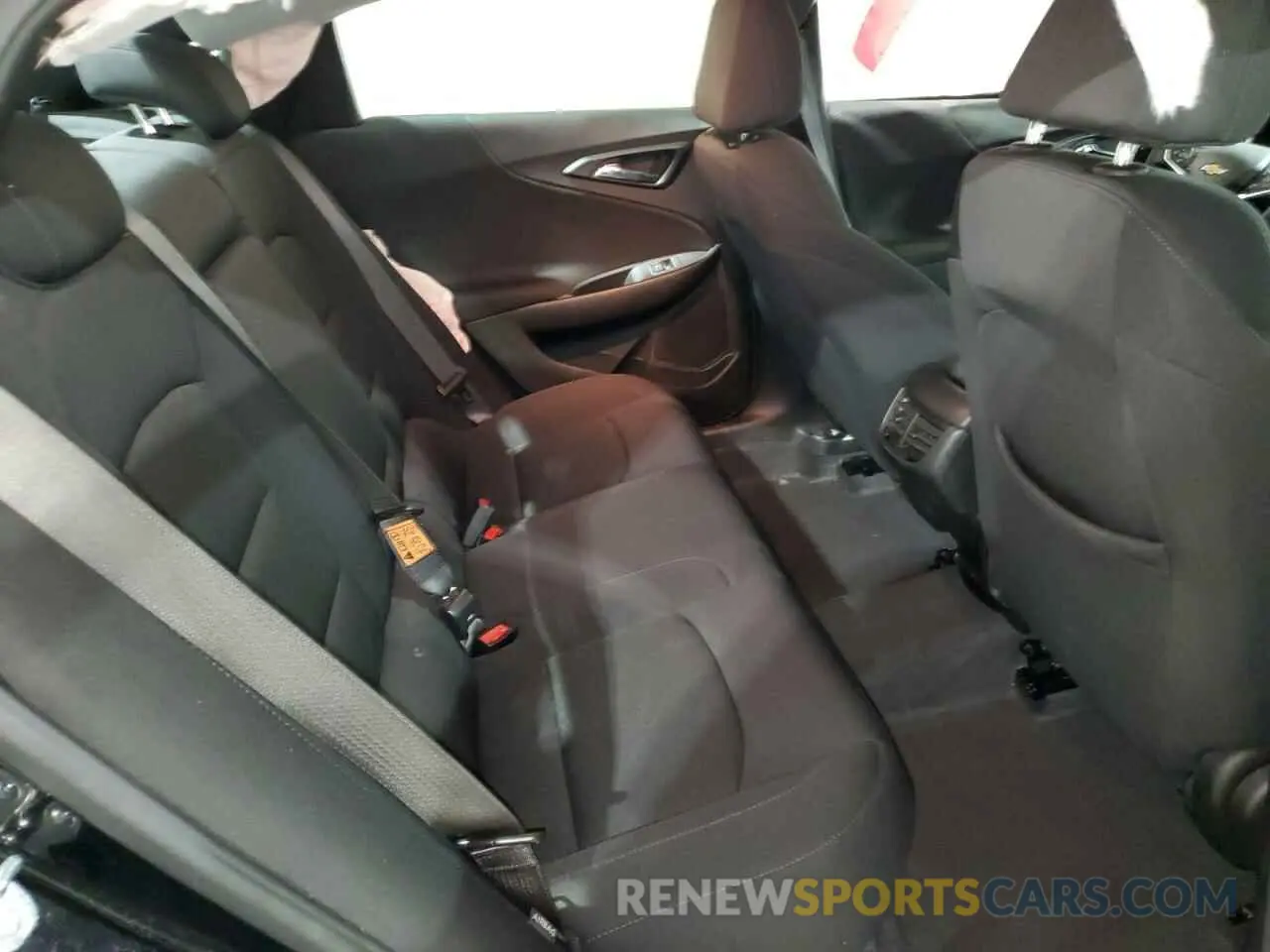 10 fotografías del automóvil dañado 1G1ZD5ST5RF184354 CHEVROLET MALIBU 2024