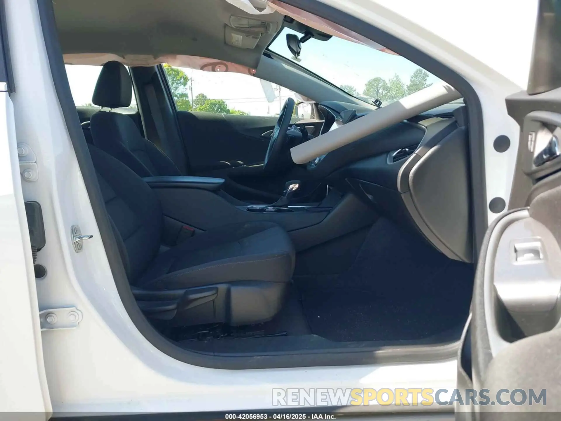 5 fotografías del automóvil dañado 1G1ZD5ST6RF109324 CHEVROLET MALIBU 2024