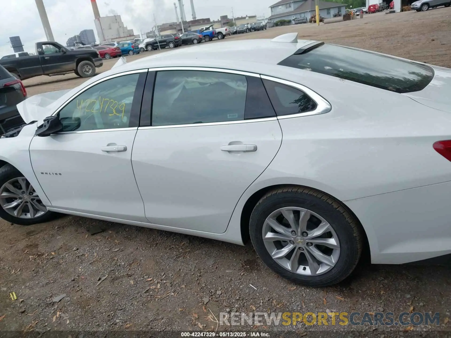14 fotografías del automóvil dañado 1G1ZD5ST6RF114846 CHEVROLET MALIBU 2024