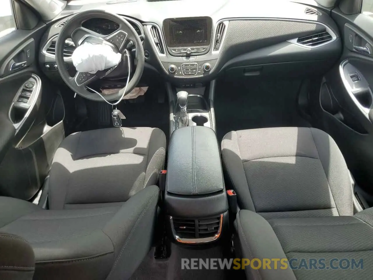 8 fotografías del automóvil dañado 1G1ZD5ST6RF172570 CHEVROLET MALIBU 2024