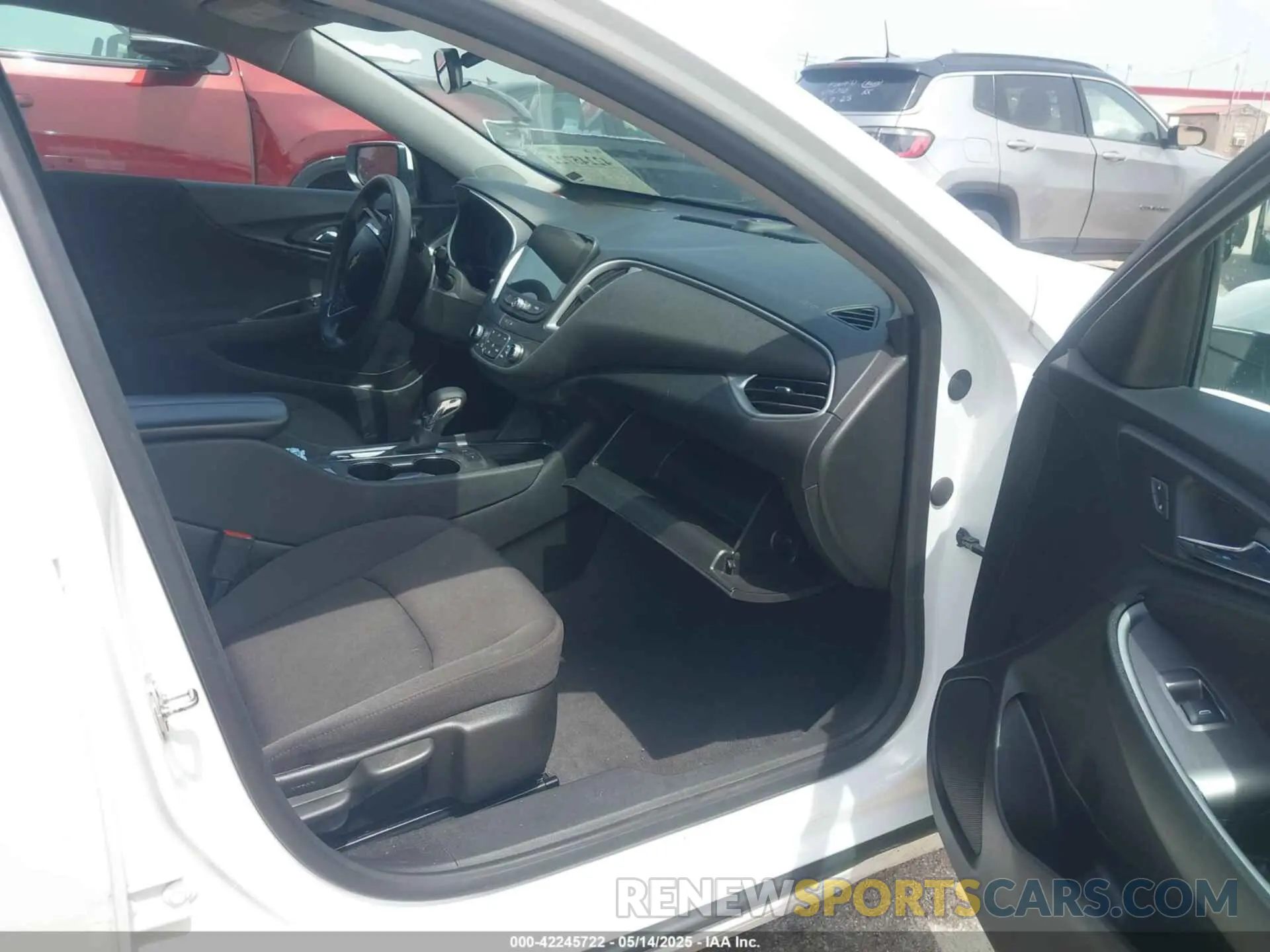 5 fotografías del automóvil dañado 1G1ZD5ST7RF106366 CHEVROLET MALIBU 2024