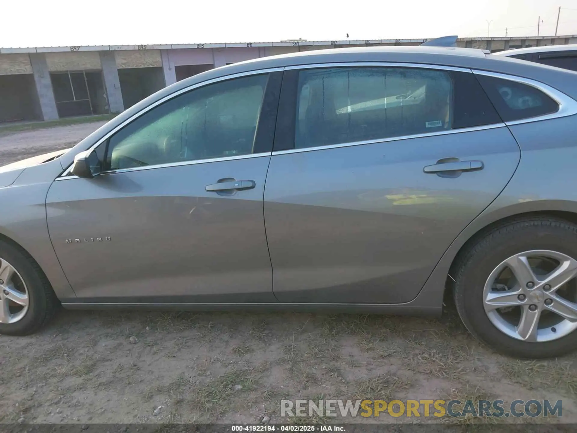 14 fotografías del automóvil dañado 1G1ZD5ST7RF116055 CHEVROLET MALIBU 2024