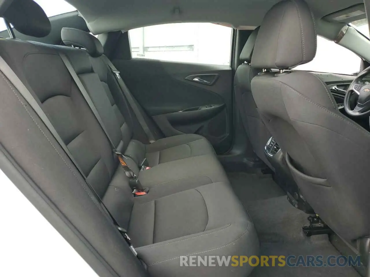 10 fotografías del automóvil dañado 1G1ZD5ST7RF132210 CHEVROLET MALIBU 2024