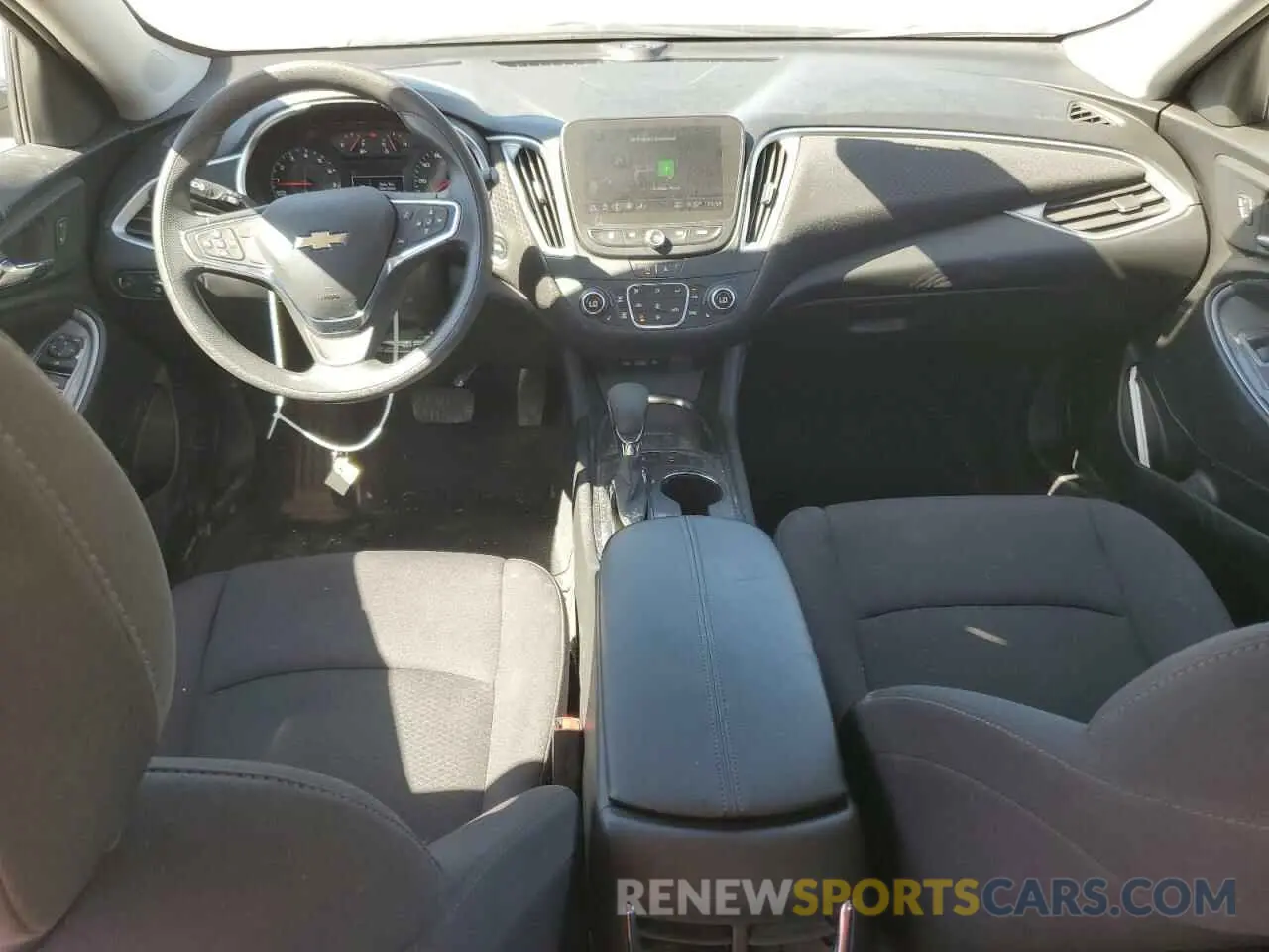 8 fotografías del automóvil dañado 1G1ZD5ST7RF145152 CHEVROLET MALIBU 2024