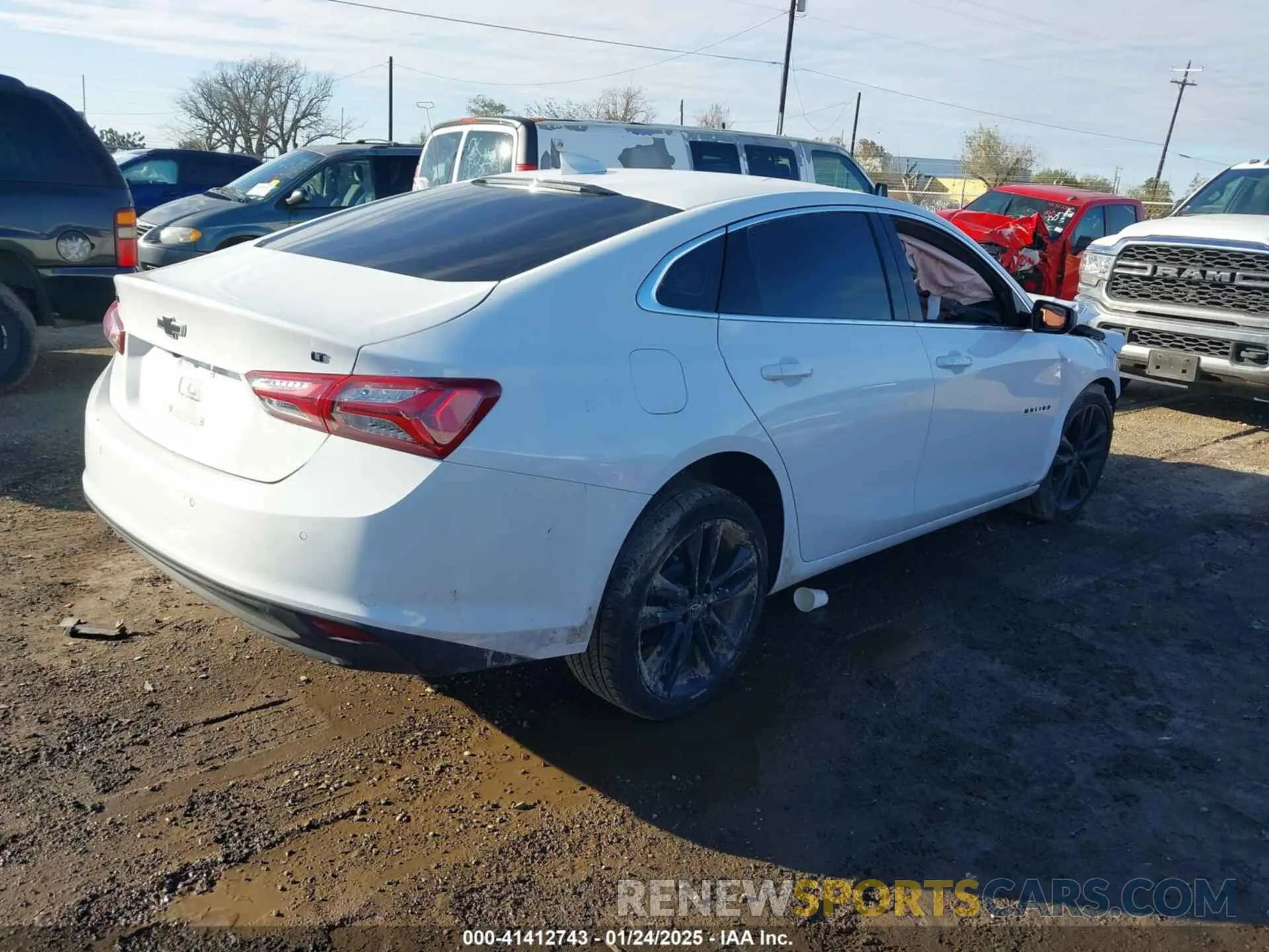4 fotografías del automóvil dañado 1G1ZD5ST7RF222568 CHEVROLET MALIBU 2024