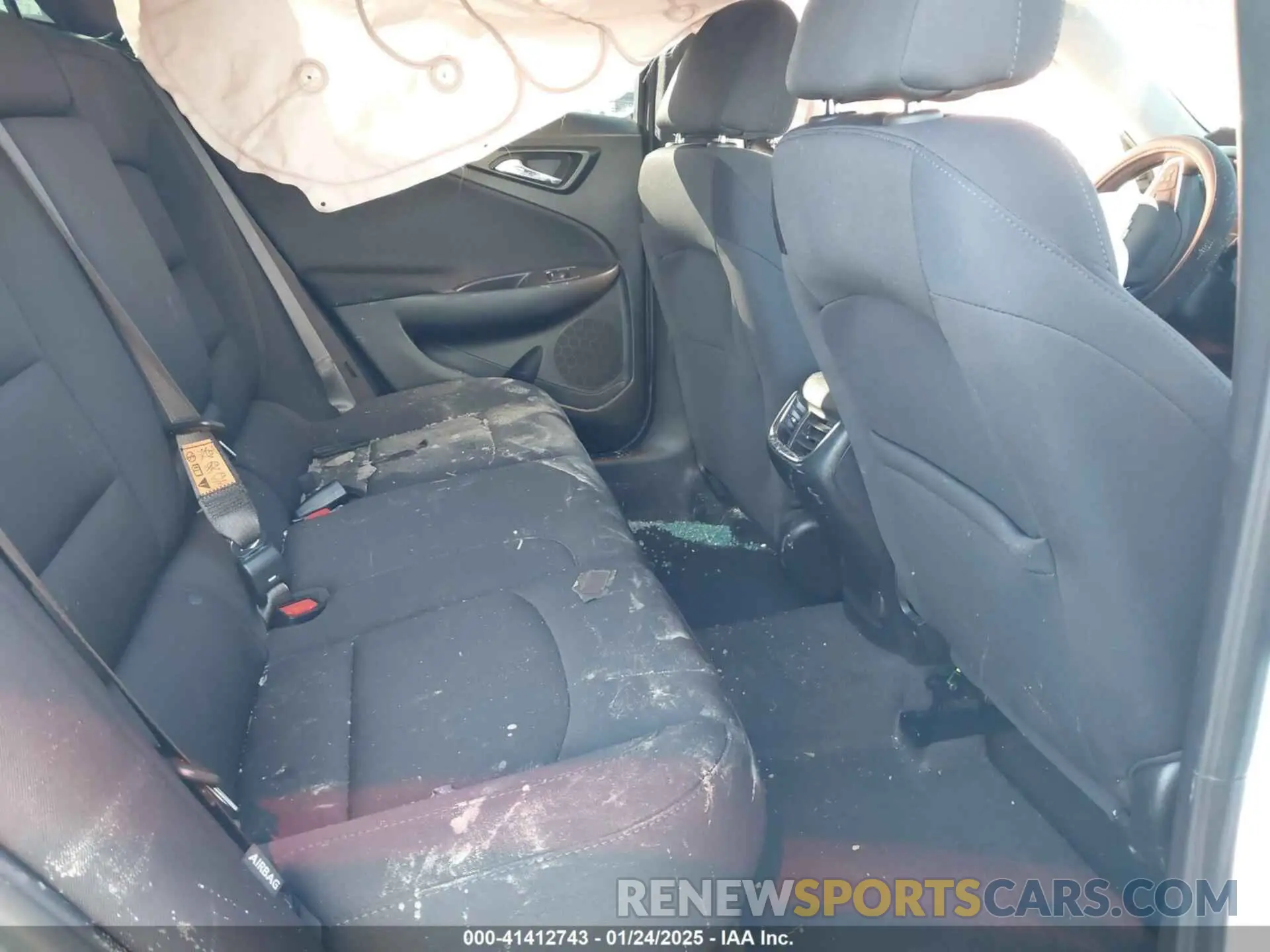 8 fotografías del automóvil dañado 1G1ZD5ST7RF222568 CHEVROLET MALIBU 2024