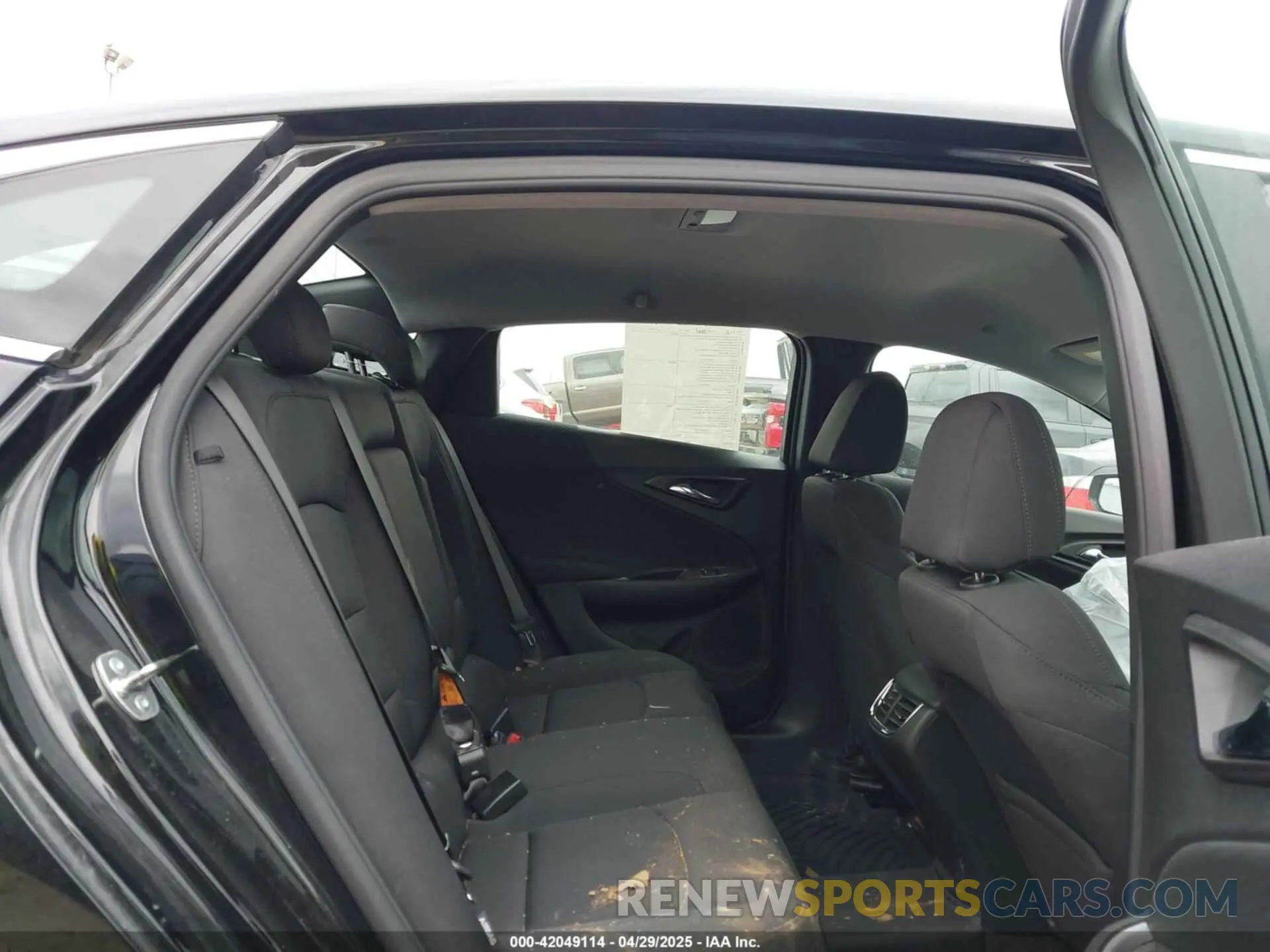 8 fotografías del automóvil dañado 1G1ZD5ST7RF231061 CHEVROLET MALIBU 2024