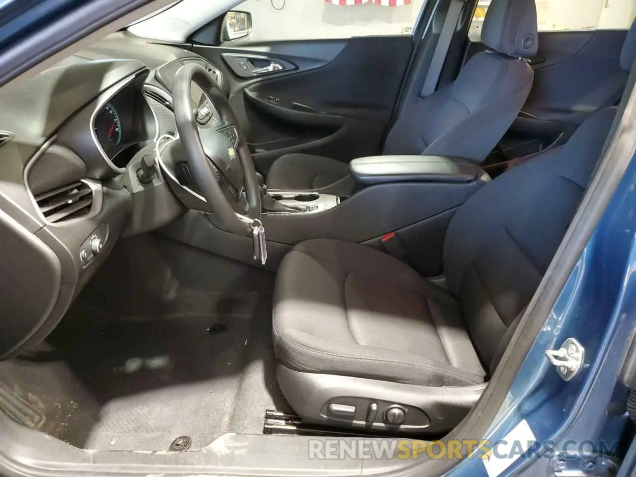 7 fotografías del automóvil dañado 1G1ZD5ST7RF232324 CHEVROLET MALIBU 2024
