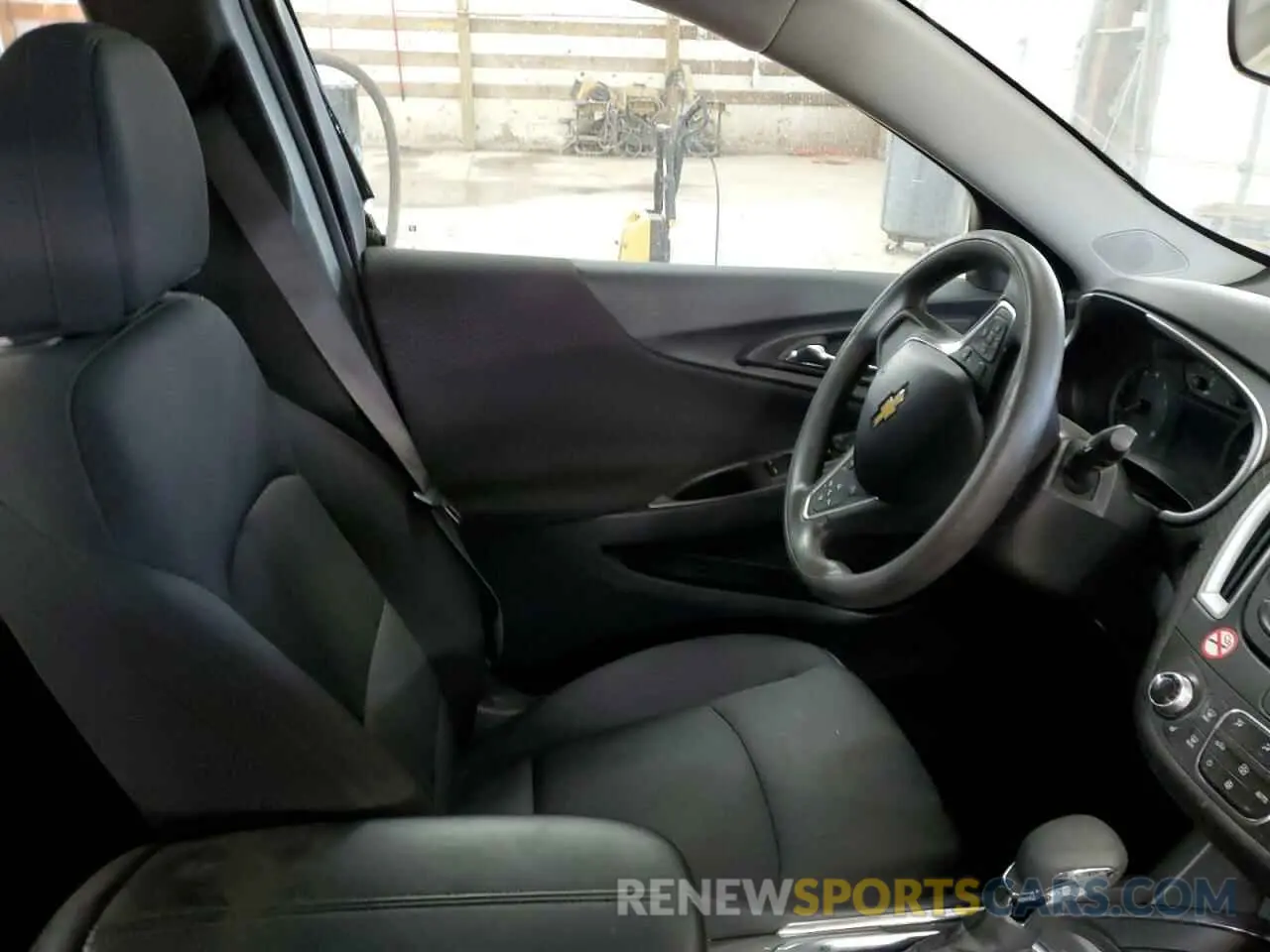7 fotografías del automóvil dañado 1G1ZD5ST8RF113925 CHEVROLET MALIBU 2024