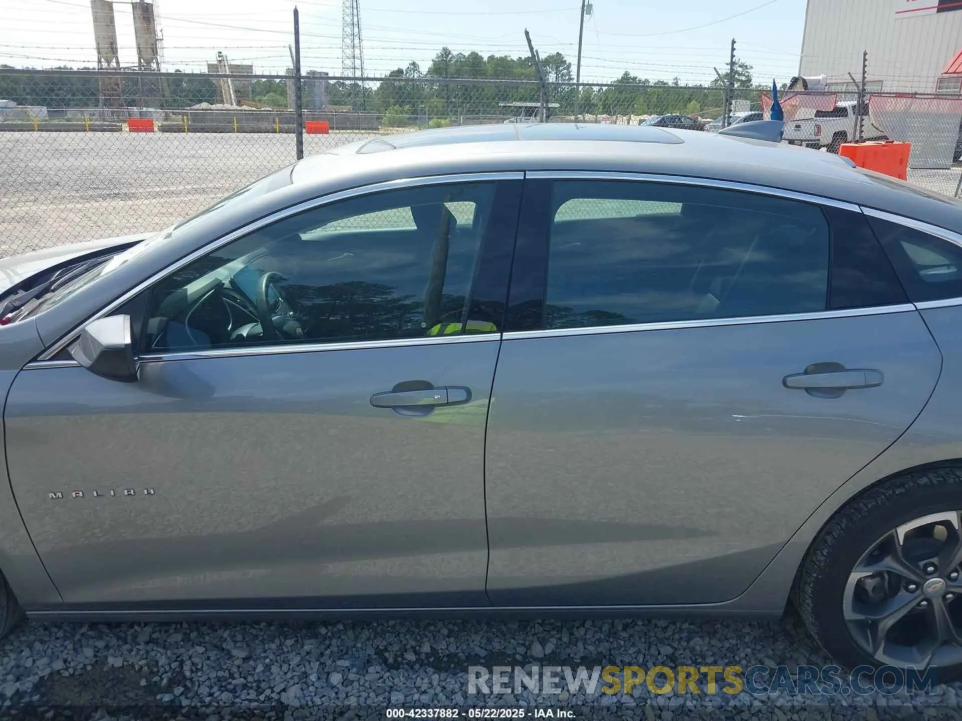 14 fotografías del automóvil dañado 1G1ZD5ST8RF131776 CHEVROLET MALIBU 2024