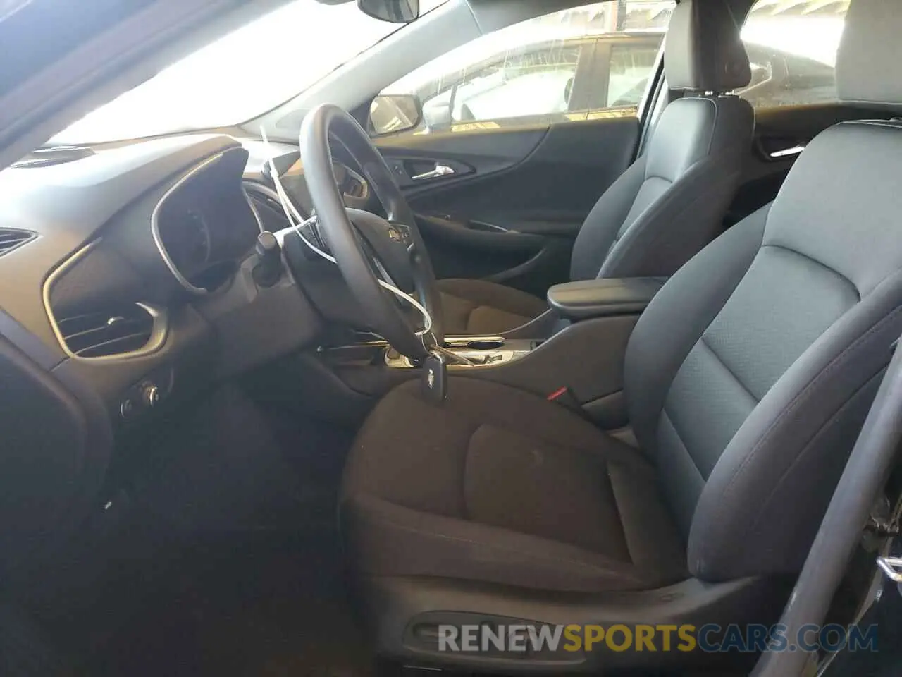 7 fotografías del automóvil dañado 1G1ZD5ST8RF175504 CHEVROLET MALIBU 2024