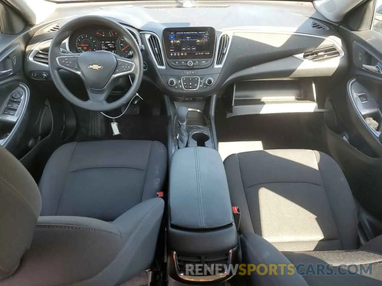 8 fotografías del automóvil dañado 1G1ZD5ST8RF184624 CHEVROLET MALIBU 2024