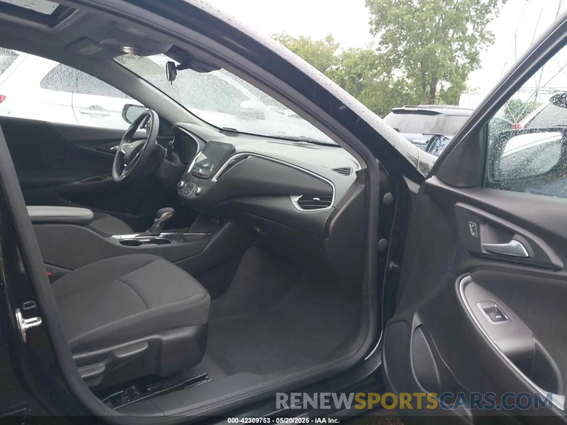 5 fotografías del automóvil dañado 1G1ZD5ST8RF209067 CHEVROLET MALIBU 2024