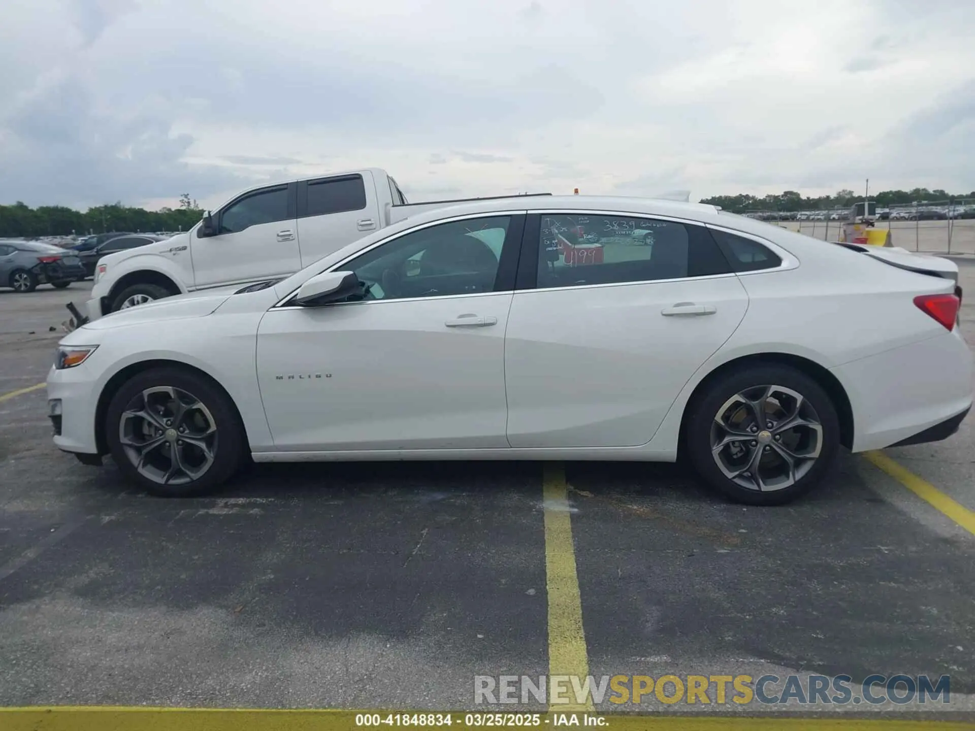 14 fotografías del automóvil dañado 1G1ZD5ST8RF222126 CHEVROLET MALIBU 2024