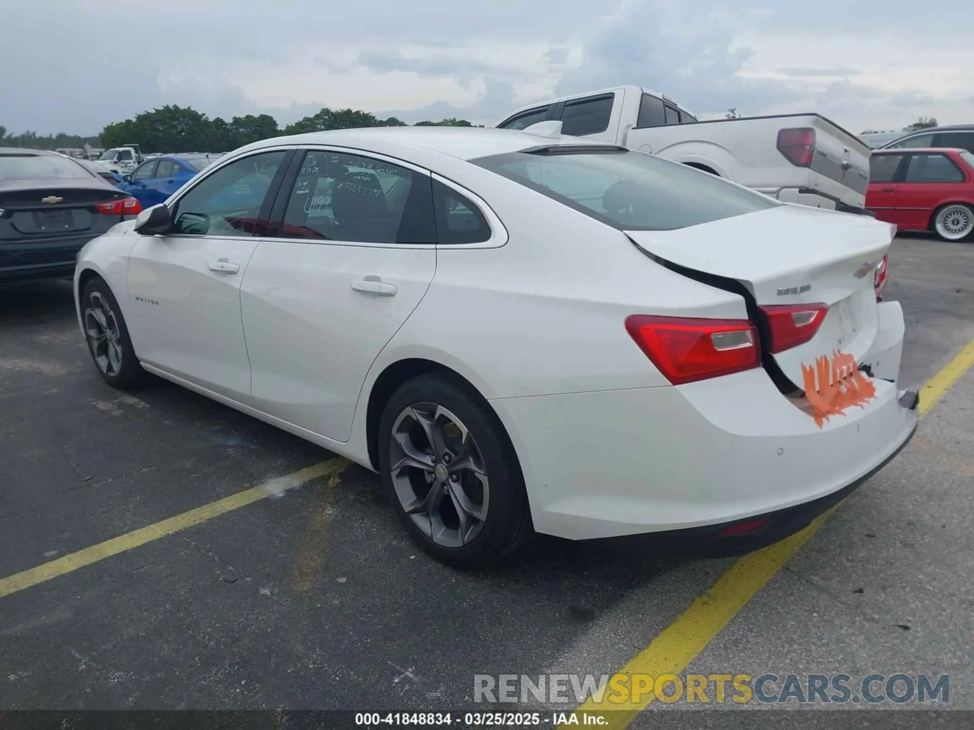 3 fotografías del automóvil dañado 1G1ZD5ST8RF222126 CHEVROLET MALIBU 2024