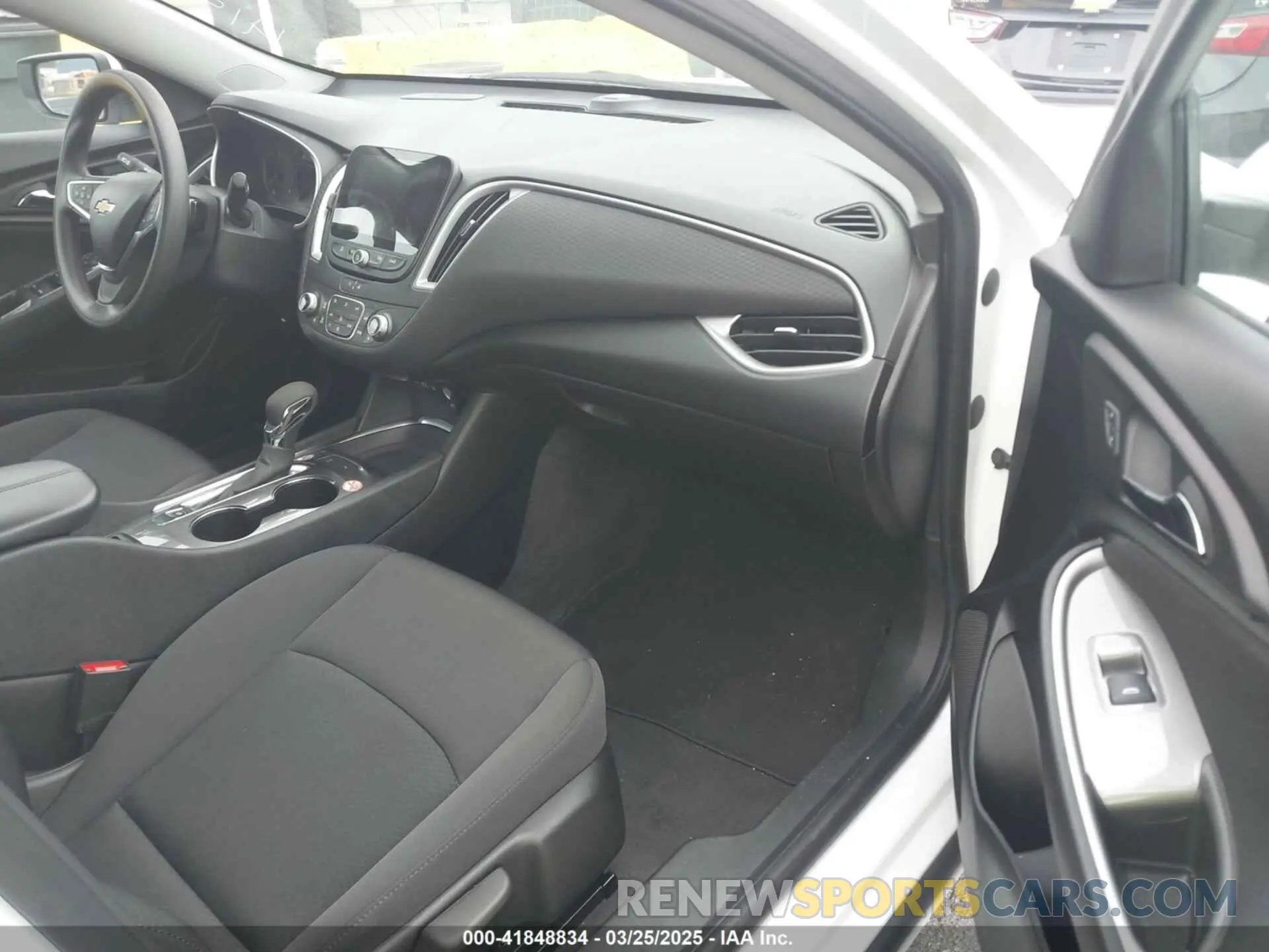 5 fotografías del automóvil dañado 1G1ZD5ST8RF222126 CHEVROLET MALIBU 2024