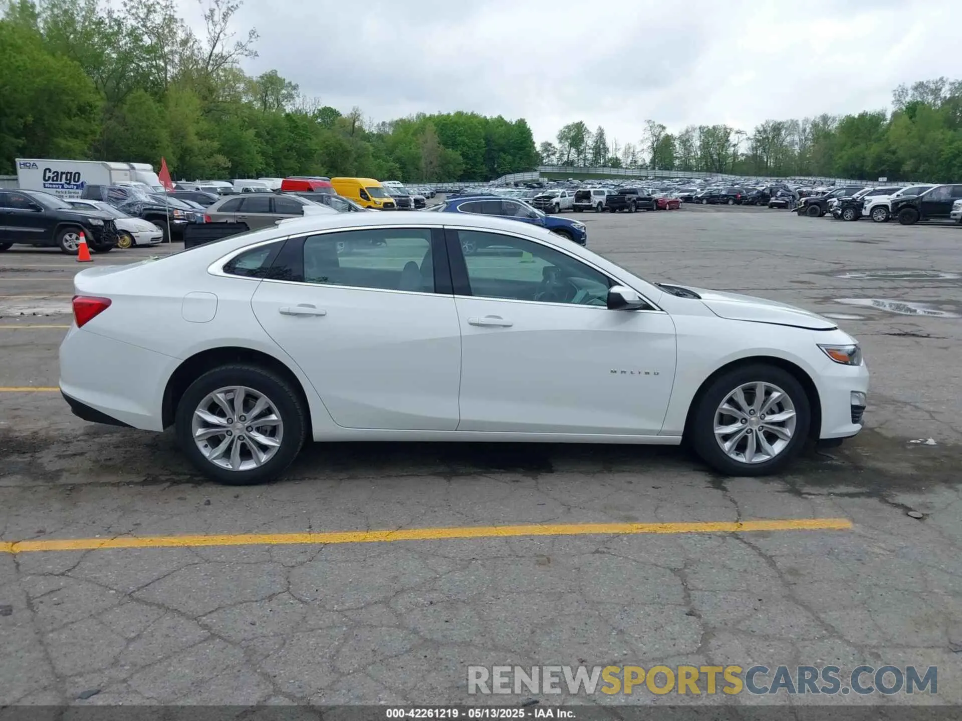 13 fotografías del automóvil dañado 1G1ZD5ST9RF127736 CHEVROLET MALIBU 2024