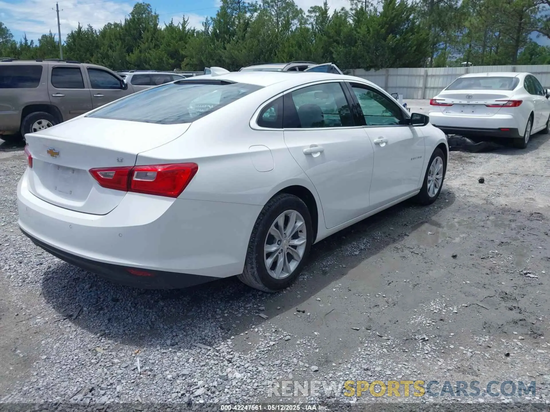 4 fotografías del automóvil dañado 1G1ZD5ST9RF151566 CHEVROLET MALIBU 2024