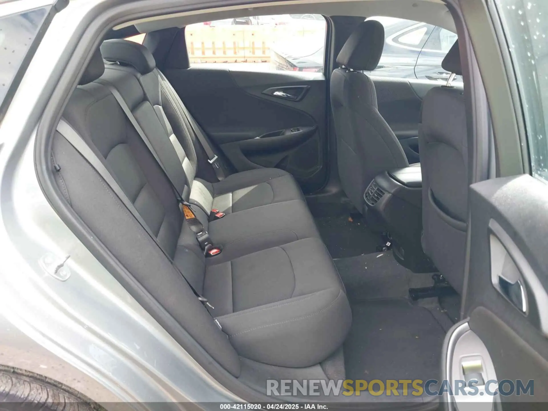 8 fotografías del automóvil dañado 1G1ZD5ST9RF161255 CHEVROLET MALIBU 2024