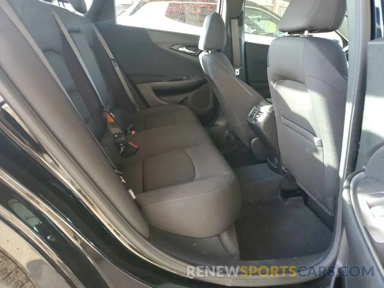 10 fotografías del automóvil dañado 1G1ZD5ST9RF228145 CHEVROLET MALIBU 2024
