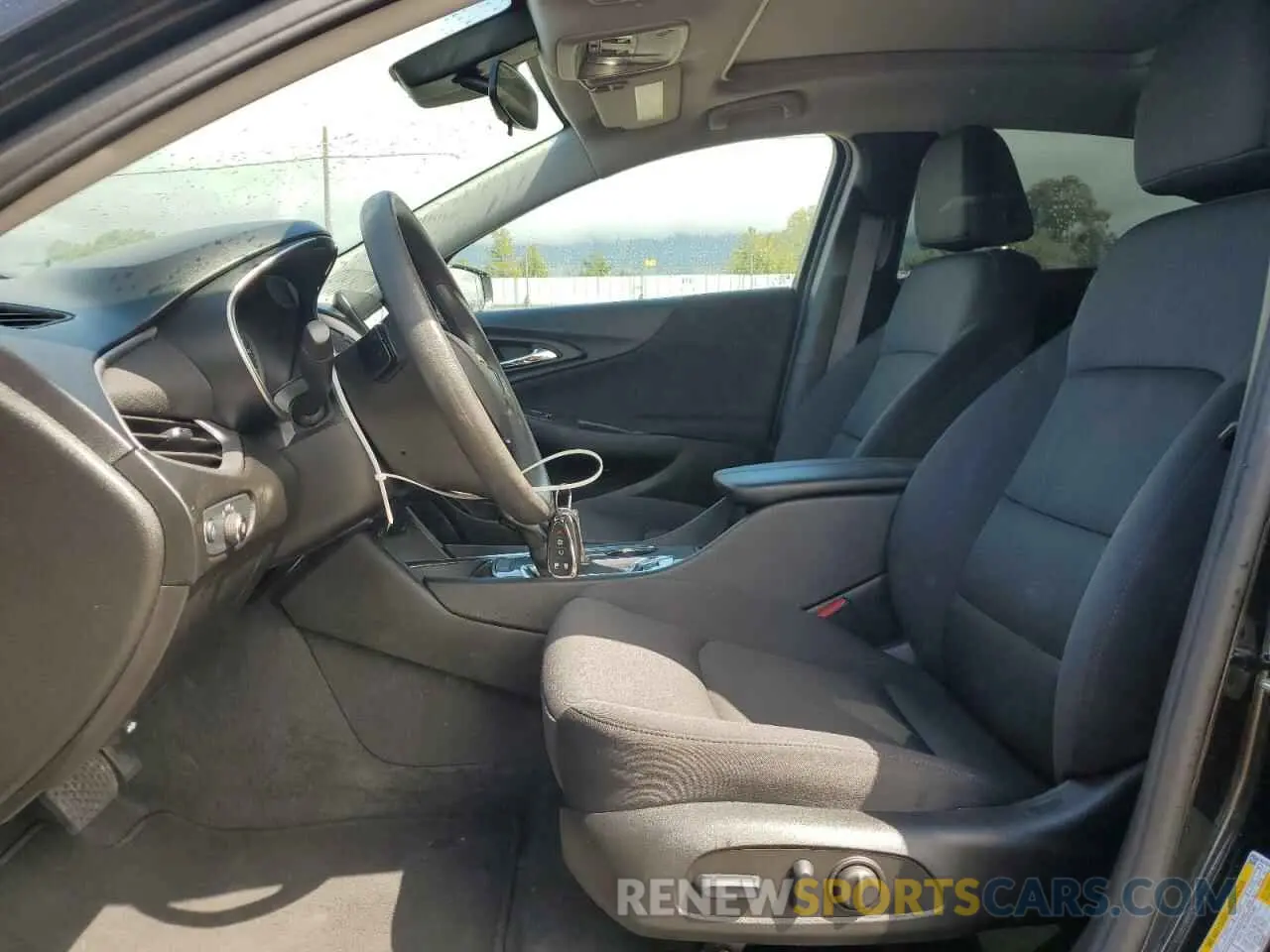 7 fotografías del automóvil dañado 1G1ZD5ST9RF241865 CHEVROLET MALIBU 2024