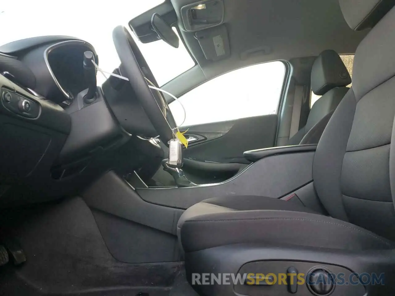 7 fotografías del automóvil dañado 1G1ZD5ST9RF250890 CHEVROLET MALIBU 2024