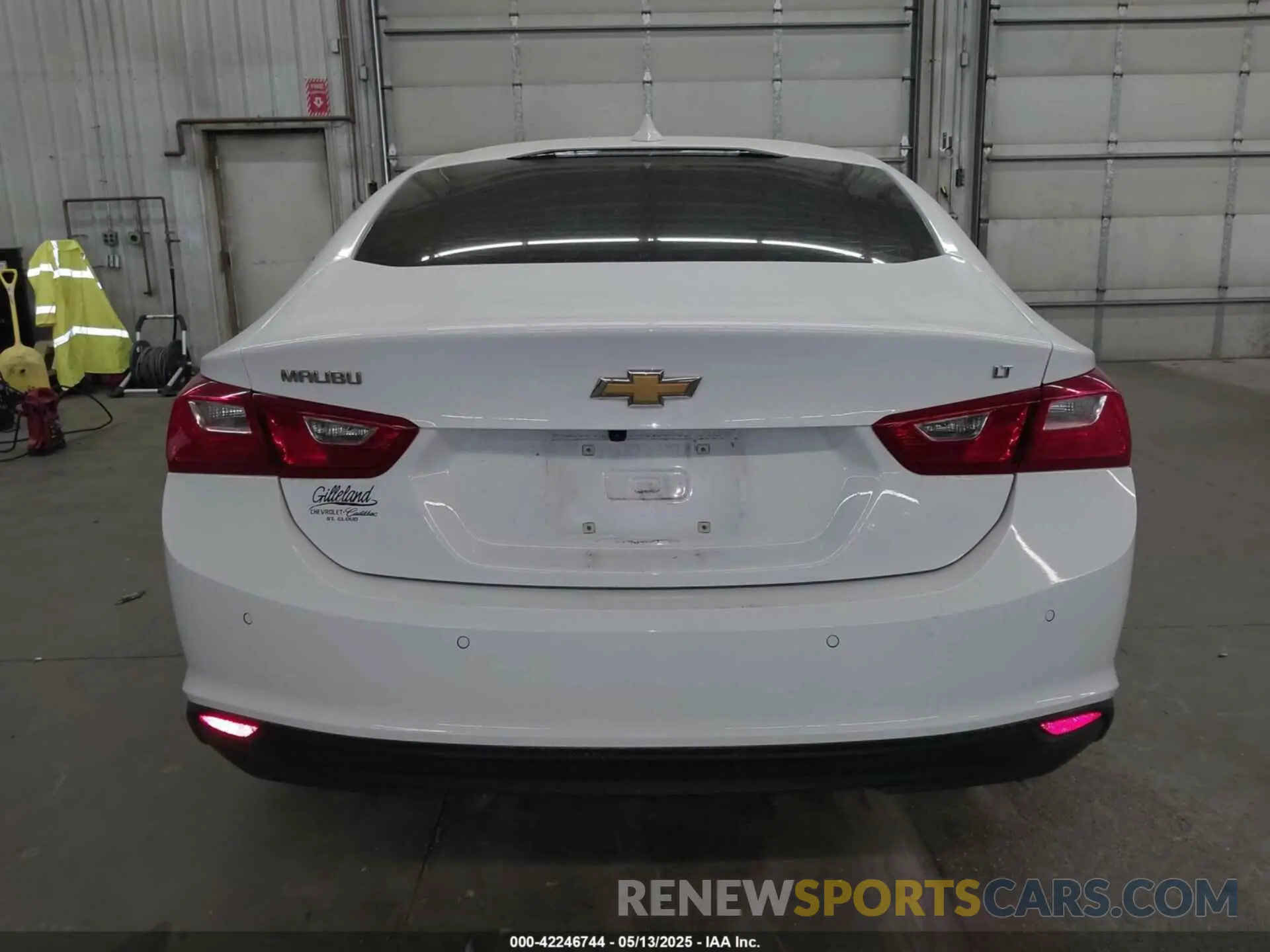 17 fotografías del automóvil dañado 1G1ZD5STXRF124425 CHEVROLET MALIBU 2024