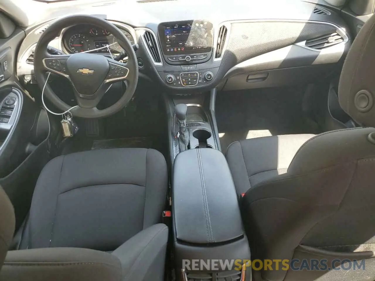 8 fotografías del automóvil dañado 1G1ZD5STXRF206641 CHEVROLET MALIBU 2024