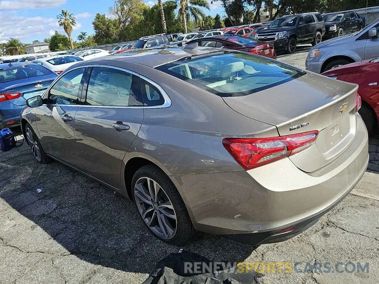 2 fotografías del automóvil dañado 1G1ZE5ST8RF252479 CHEVROLET MALIBU 2024