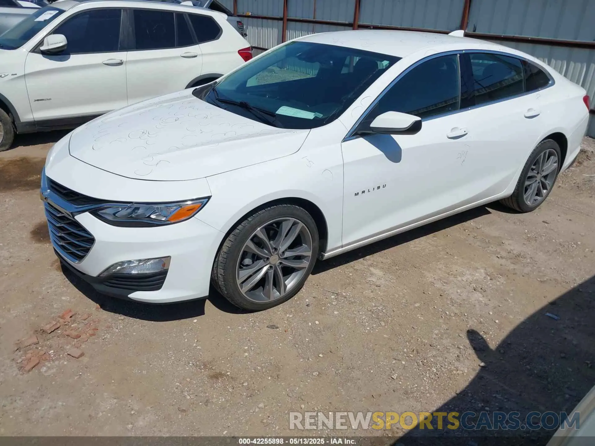 2 fotografías del automóvil dañado 1G1ZE5STXRF162699 CHEVROLET MALIBU 2024