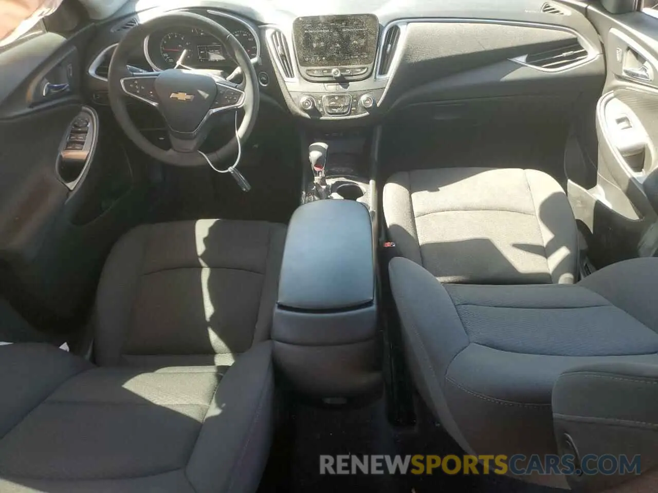 8 fotografías del automóvil dañado 1G1ZG5ST8RF150769 CHEVROLET MALIBU 2024