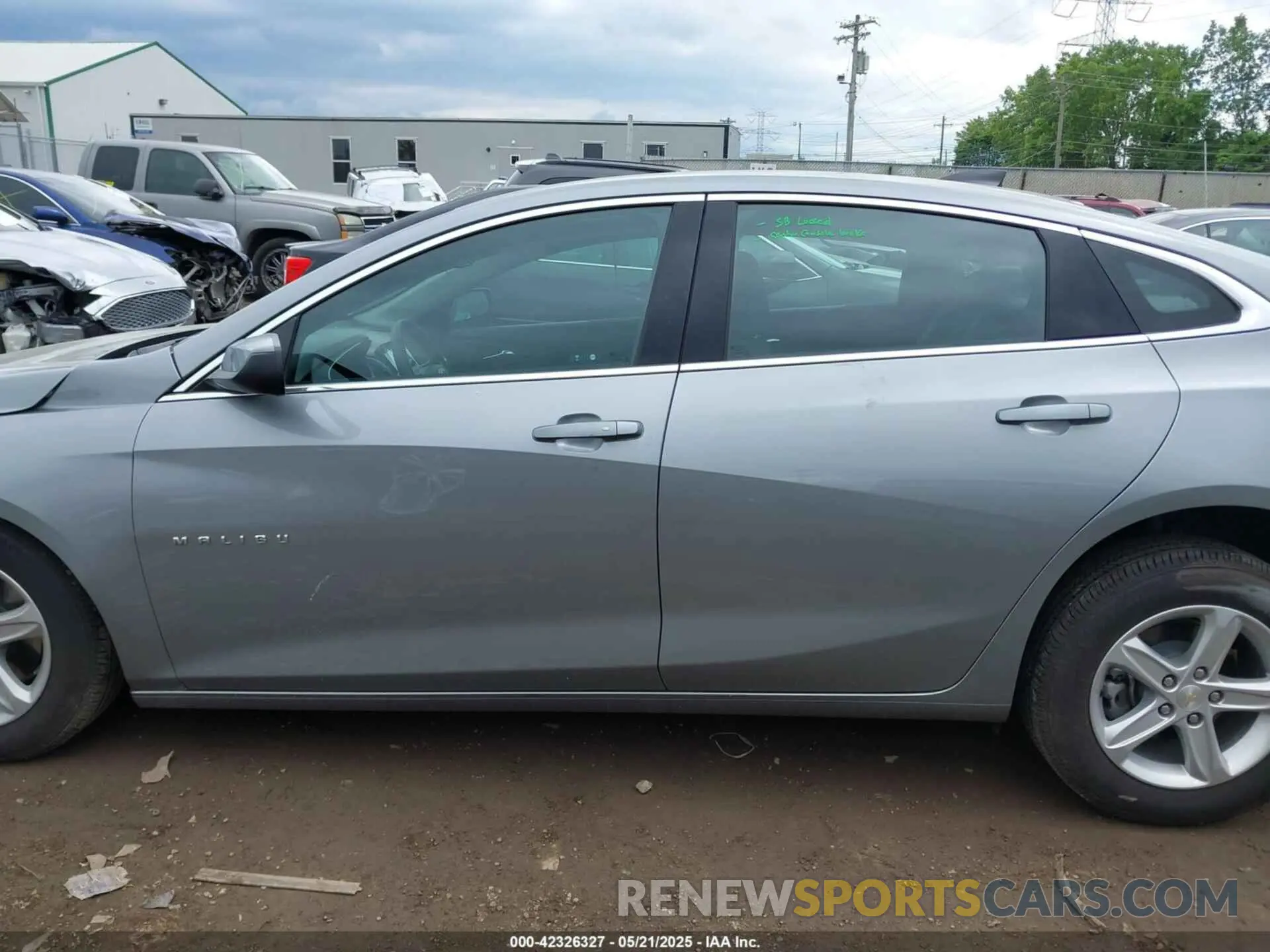 14 fotografías del automóvil dañado 1G1ZB5ST5SF101890 CHEVROLET MALIBU 2025