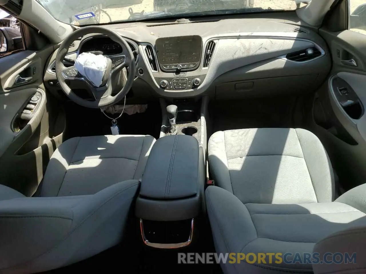 8 fotografías del automóvil dañado 1G1ZD5ST1SF103582 CHEVROLET MALIBU 2025