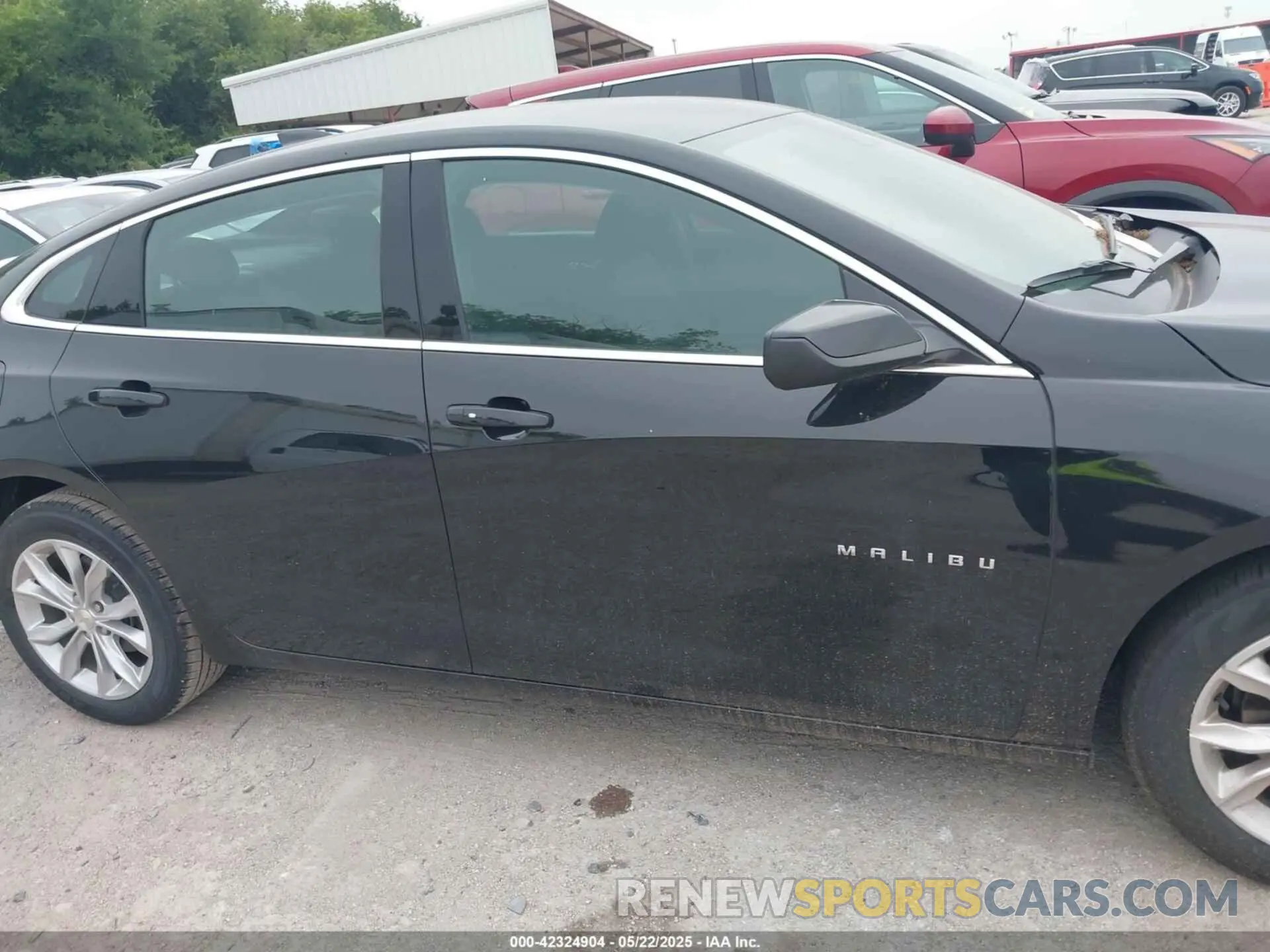 13 fotografías del automóvil dañado 1G1ZD5ST1SF143449 CHEVROLET MALIBU 2025