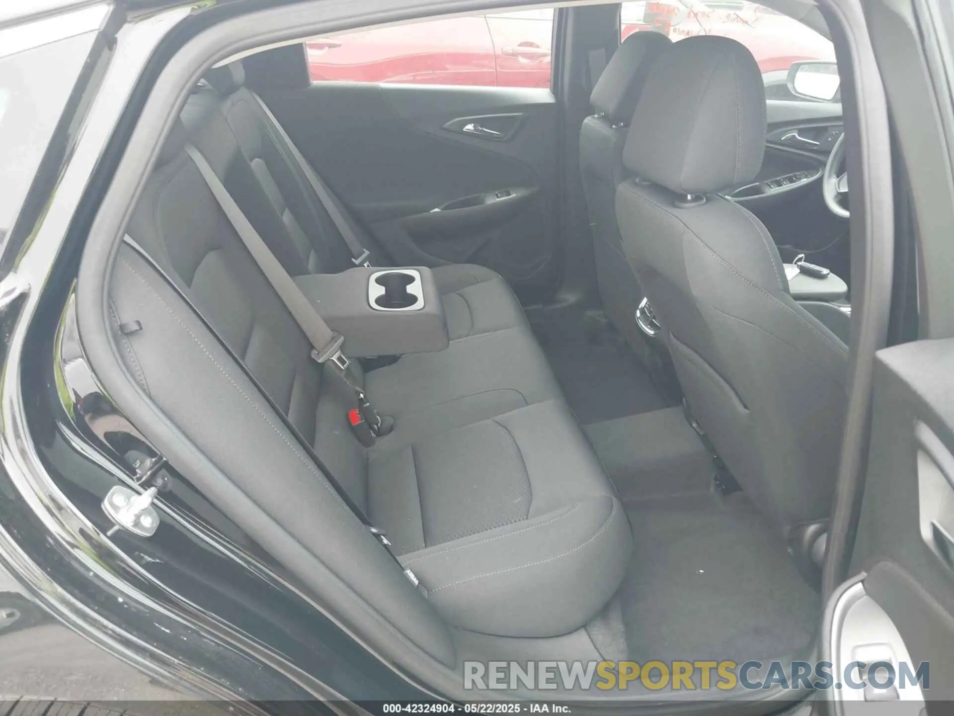 8 fotografías del automóvil dañado 1G1ZD5ST1SF143449 CHEVROLET MALIBU 2025