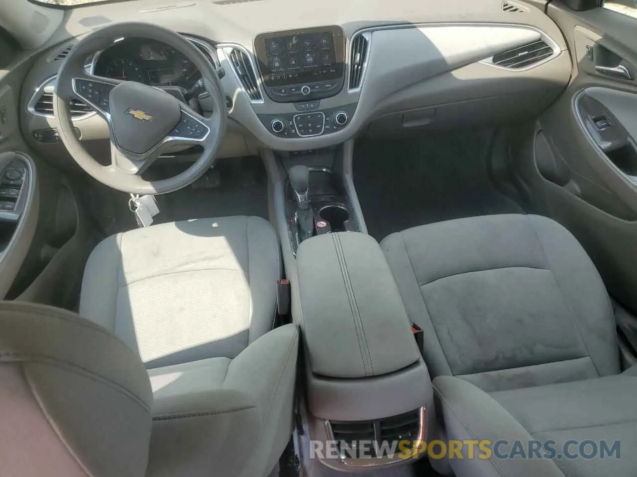 8 fotografías del automóvil dañado 1G1ZD5ST2SF124876 CHEVROLET MALIBU 2025