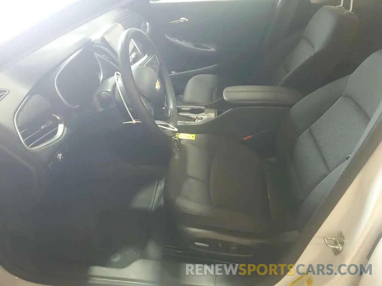 7 fotografías del automóvil dañado 1G1ZD5ST2SF146411 CHEVROLET MALIBU 2025